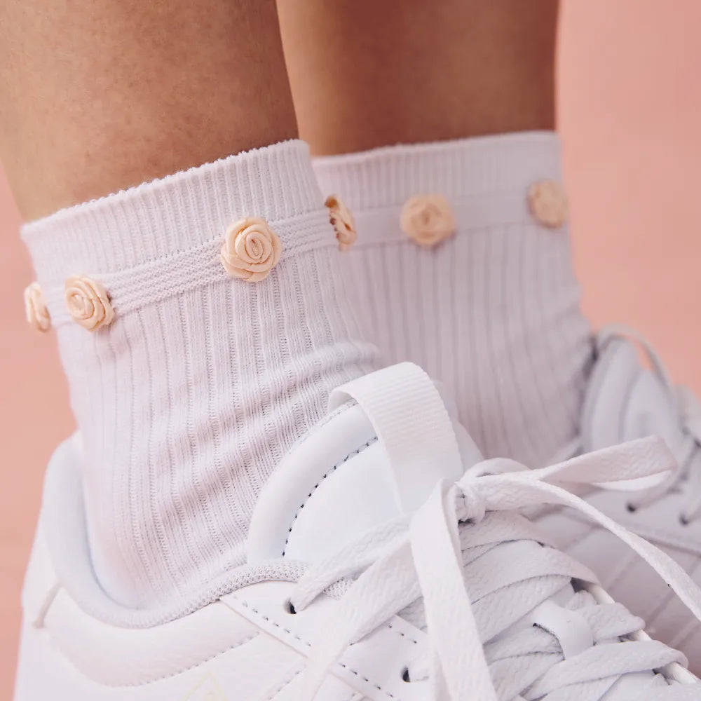 Women's Rosette True Rib Quarter Socks