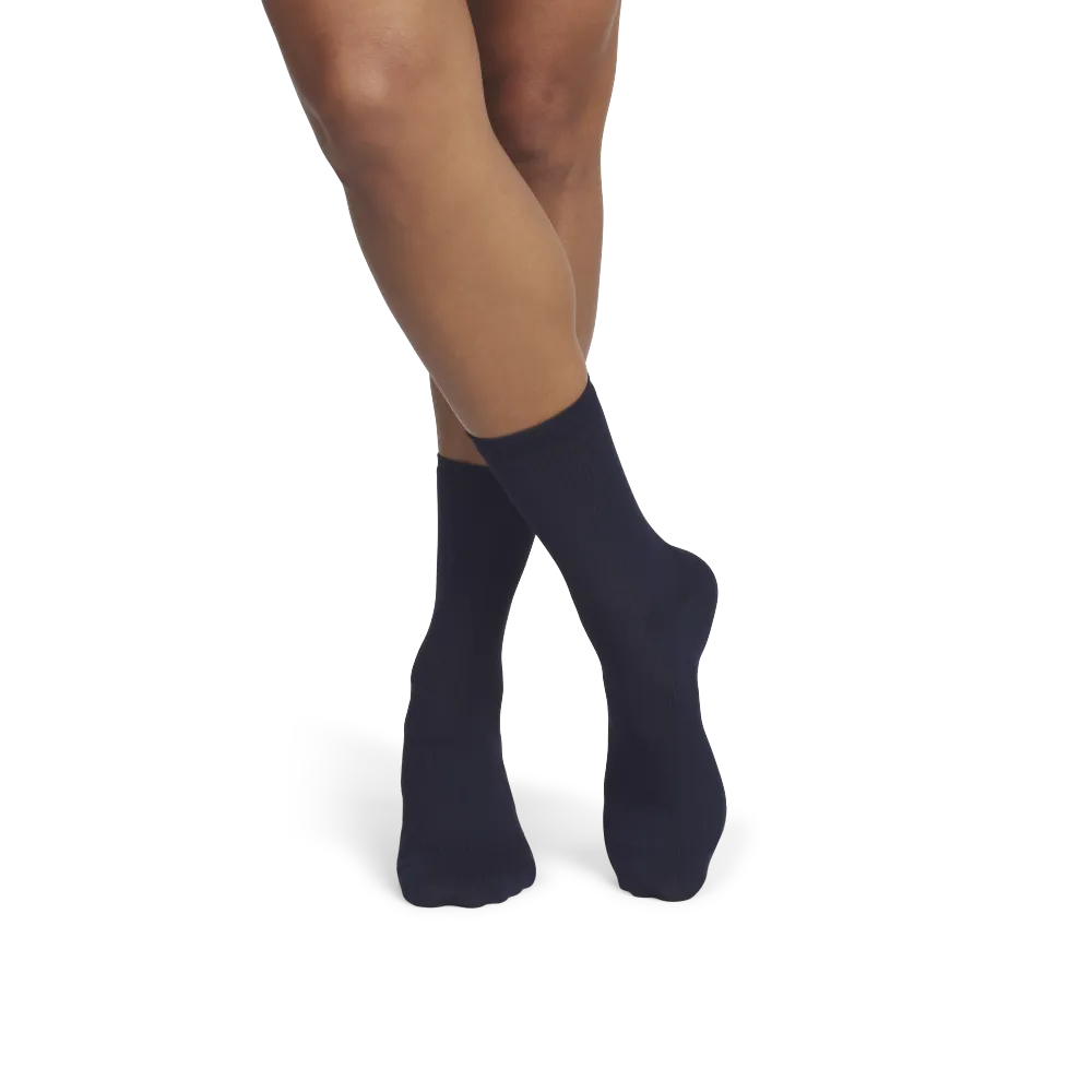 Women's Featherweight Rib Half Calf Socks