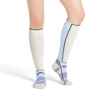 Women's Mid-Cushion Merino Wool Blend Ski & Snowboard Socks